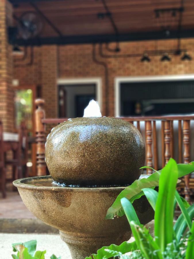 Sarah Guest House Chiang Mai Exteriör bild